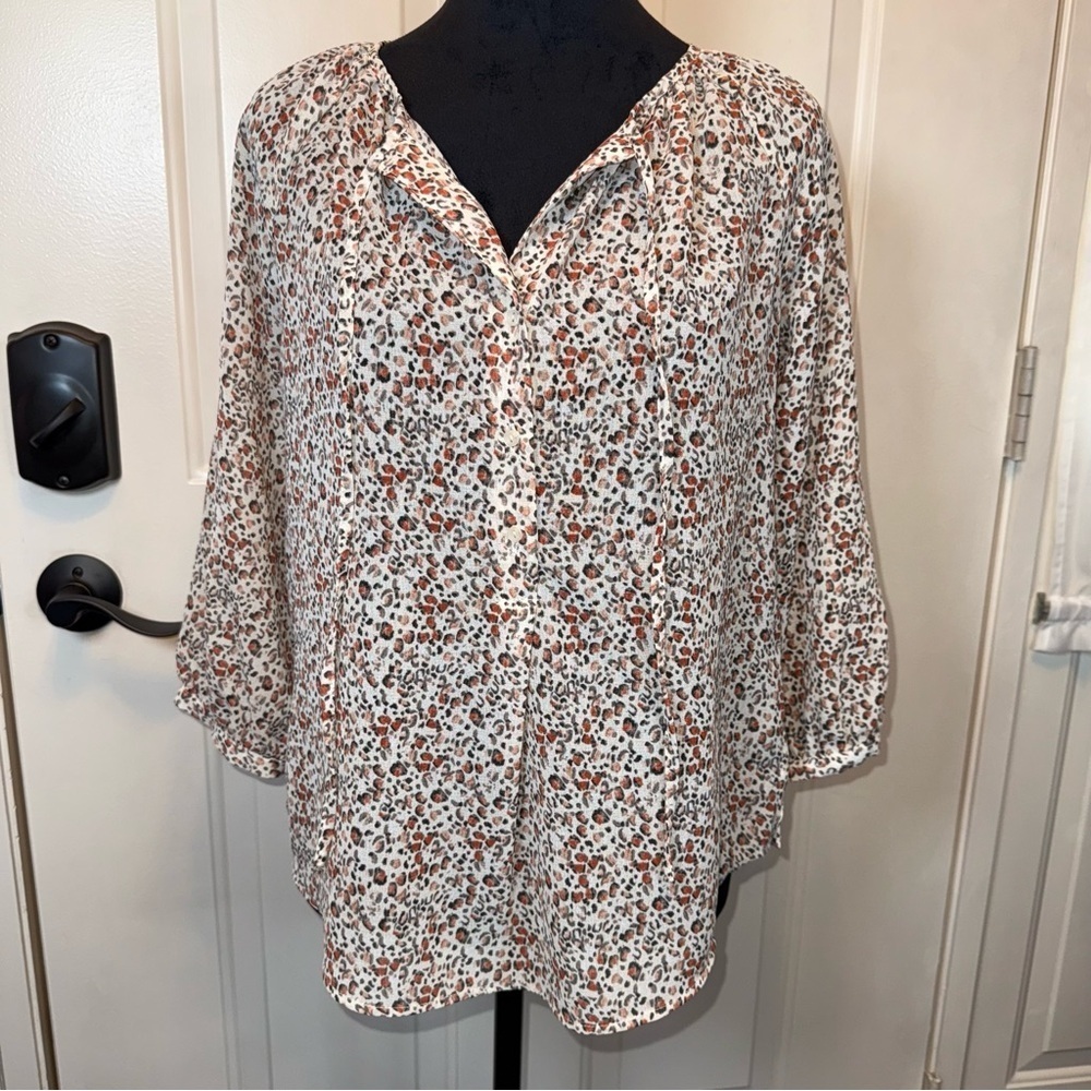 Zac & Rachel Petite Small Cheetah 1/2 Button Tie Women's Pullover Blouse Top
